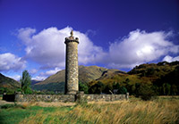The monument to the Unkown Highlander at Glenfinnan